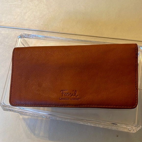 Fossil Leather Wallet# - Picture 3 of 10